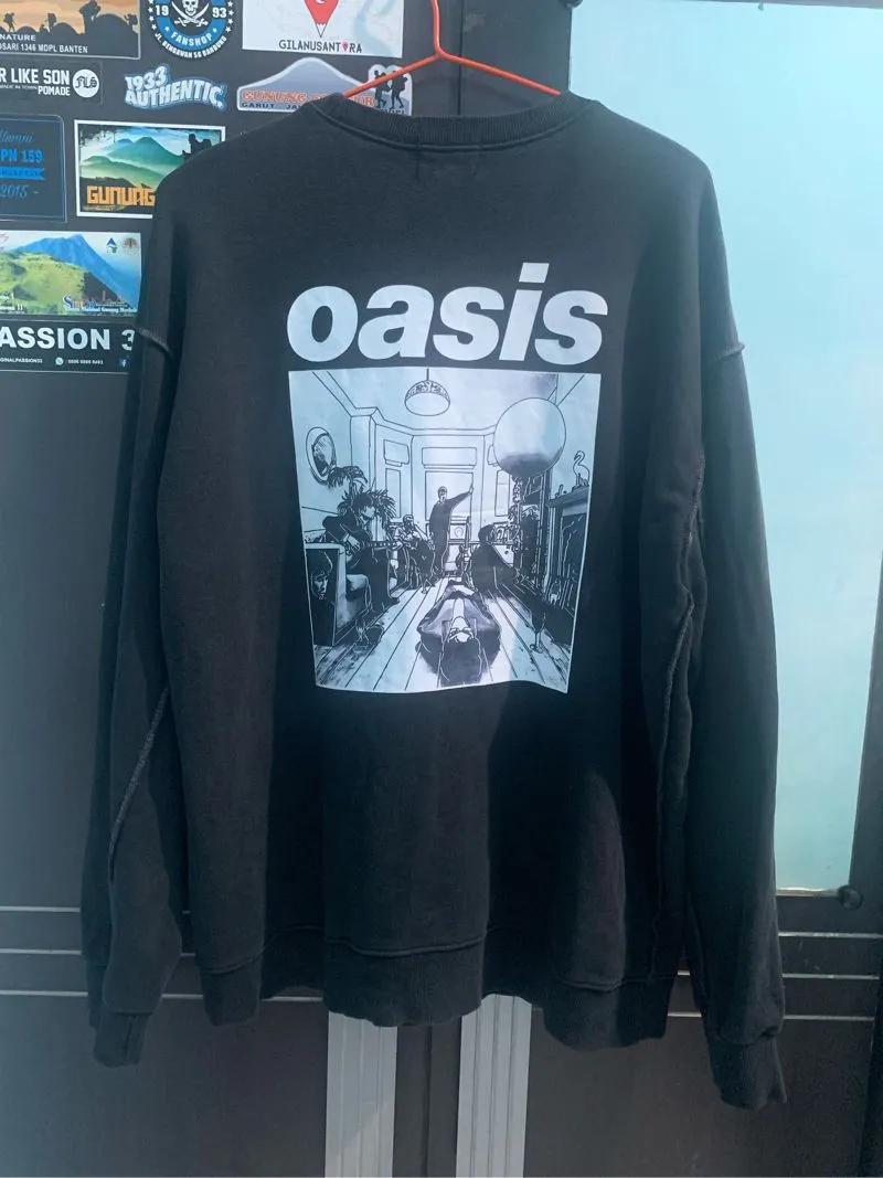 Crewneck Oasis Fashion Branded photo 1