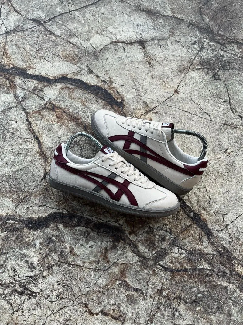 ONITSUKA TIGER TOKUTEN photo 1