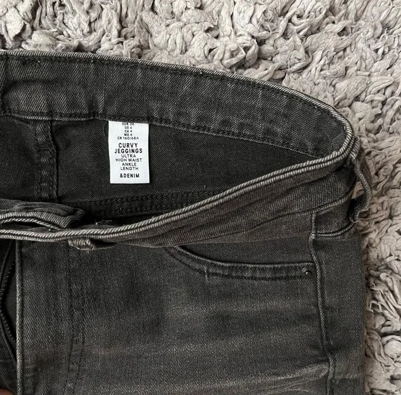 H&M Grunge Emo High waisted jeans Wanita black photo 1