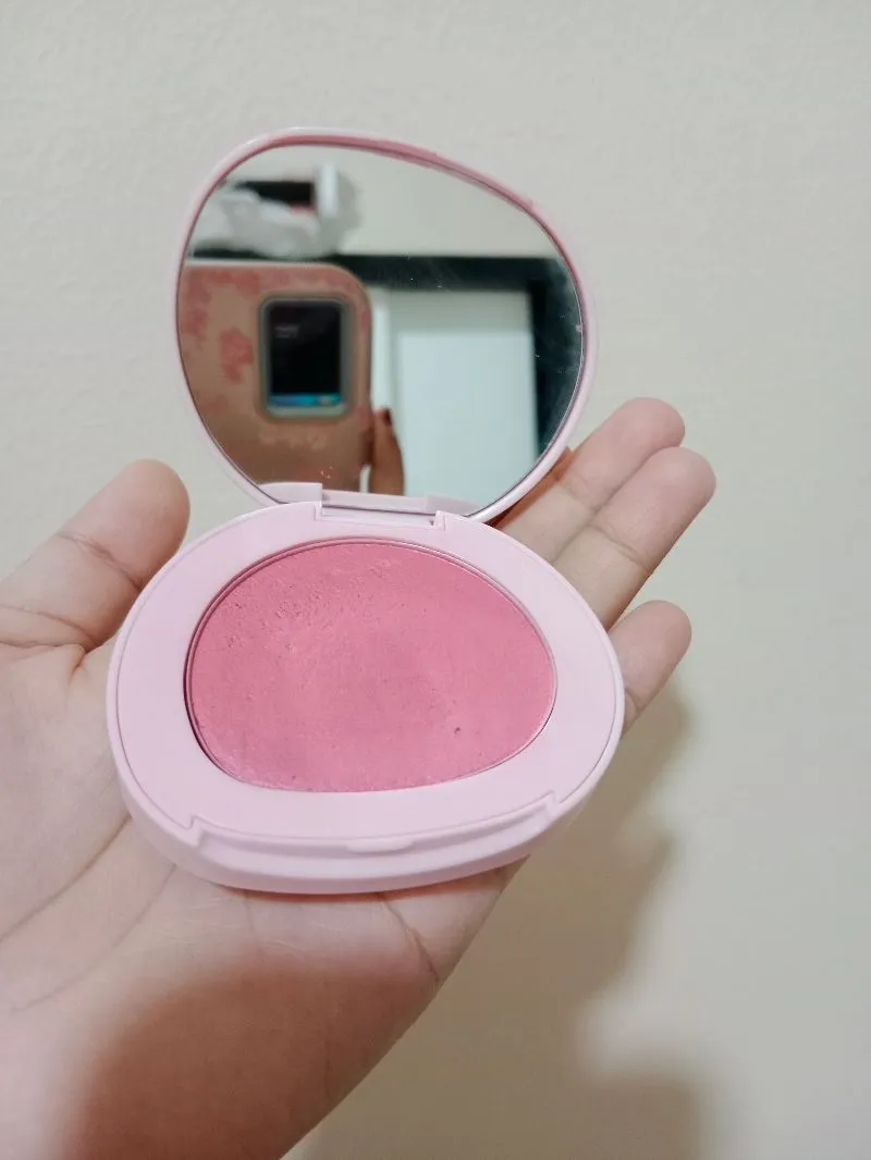 Blush on mochi bnb -01 Berry Lava Preloved