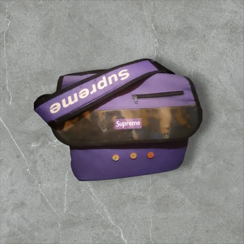 Supreme photo 1