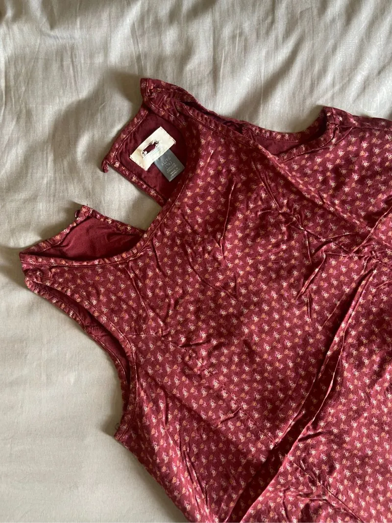 Red mini dress photo 1