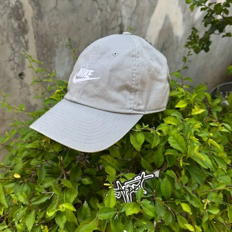 Nike heritage simple cap photo 1