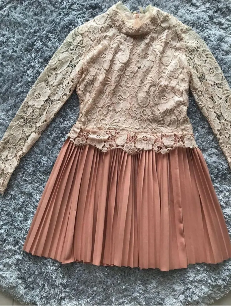 Dress photo 1