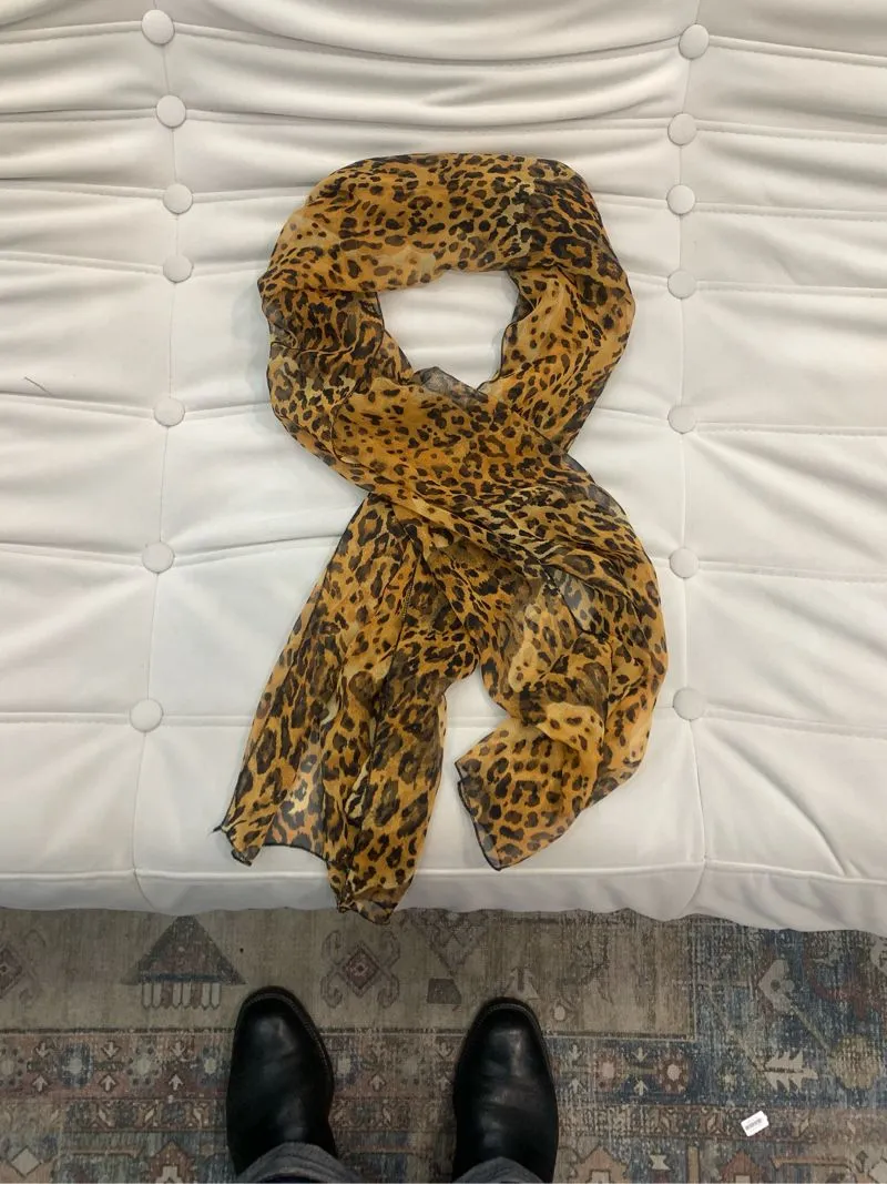 Pattern Leopard Scarf photo 1