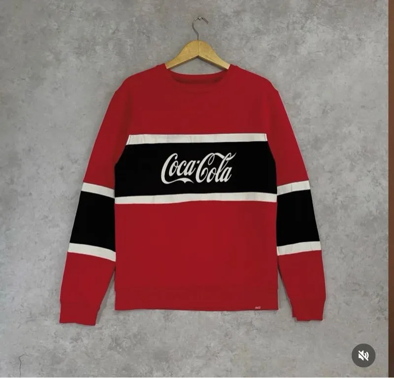 Coca-Cola x Primark Sweatshirt photo 1