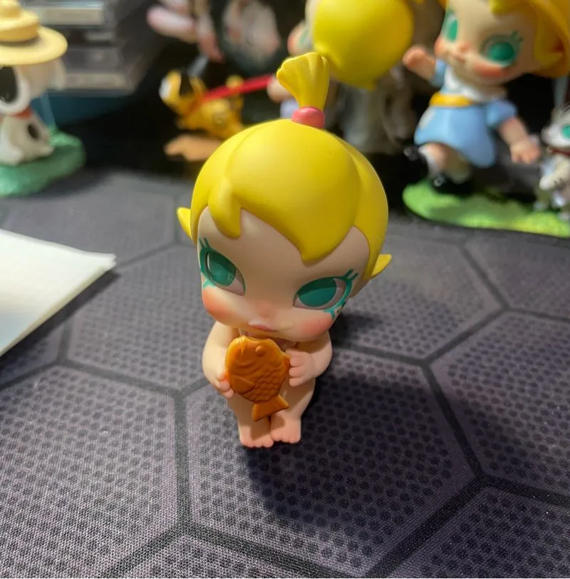 unsealed popmart baby molly photo 1