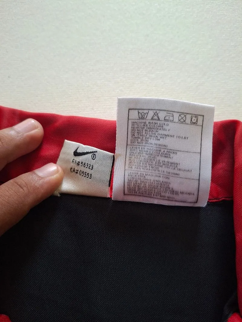 JAKET VINTAGE NIKE BIG SWOOSH ORIGINAL 100%