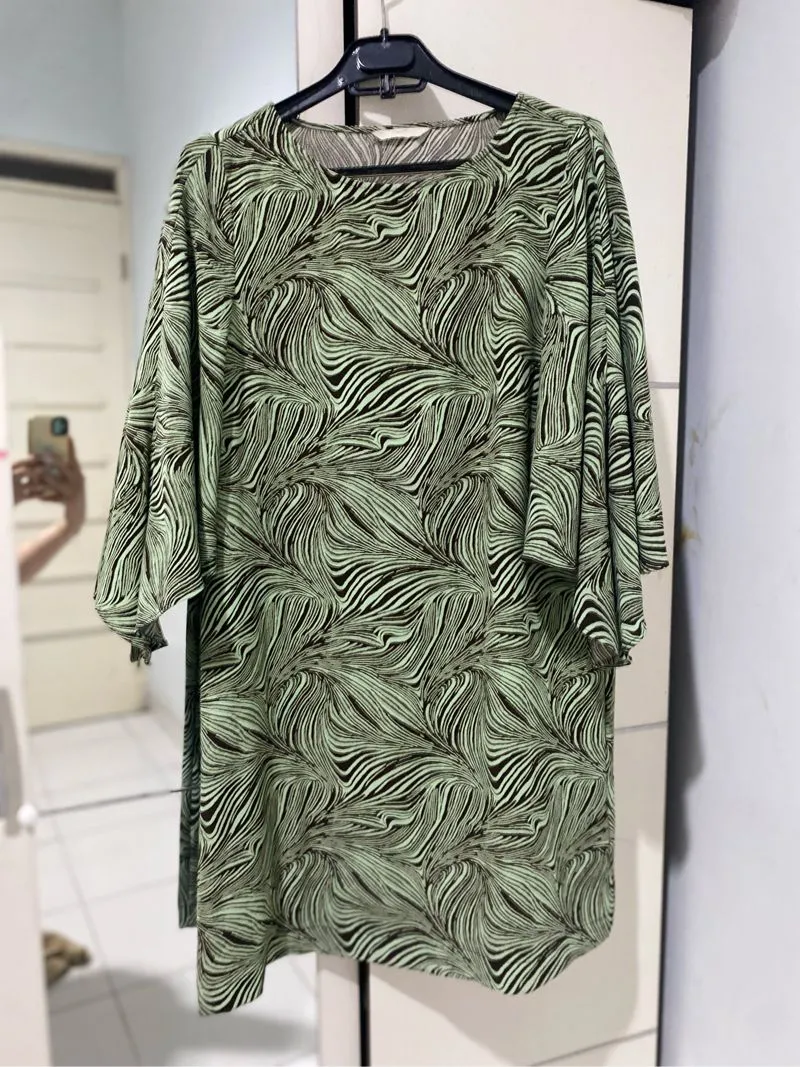 dress hnm photo 1