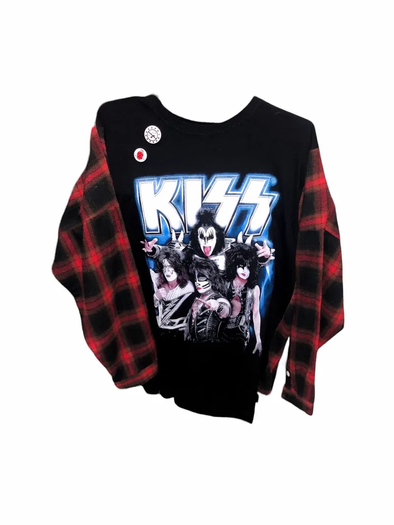 Emo Reworked T-shirt Pria red black photo 1