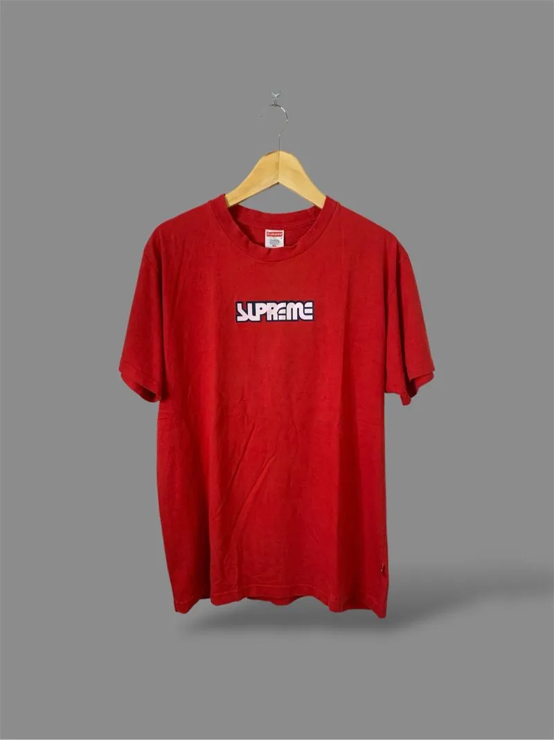 Supreme Tshirt photo 1