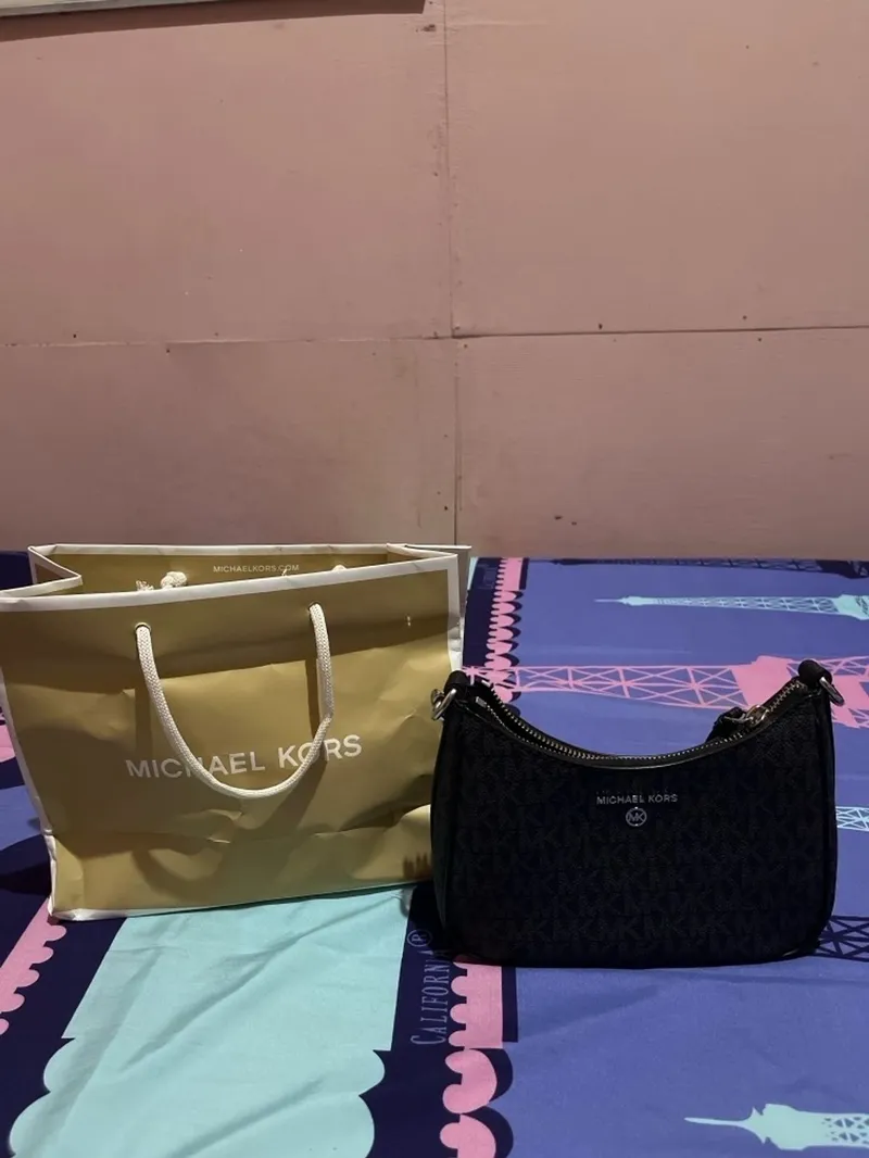 Michael Kors Luxury Shoulder bag Wanita black gray photo 1