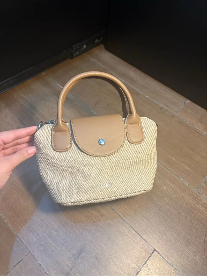 Oneda Tish Bag photo 1