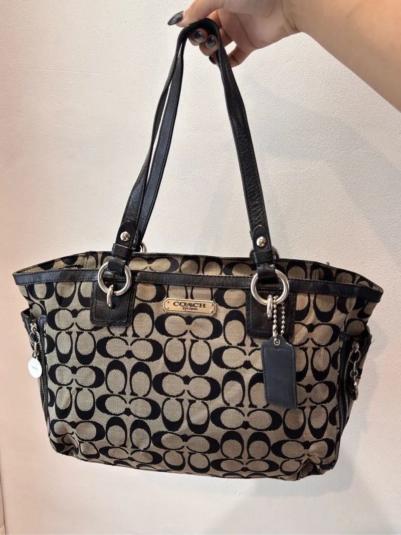 vintage coach gallery signature zip tote bag canvas leather Preloved