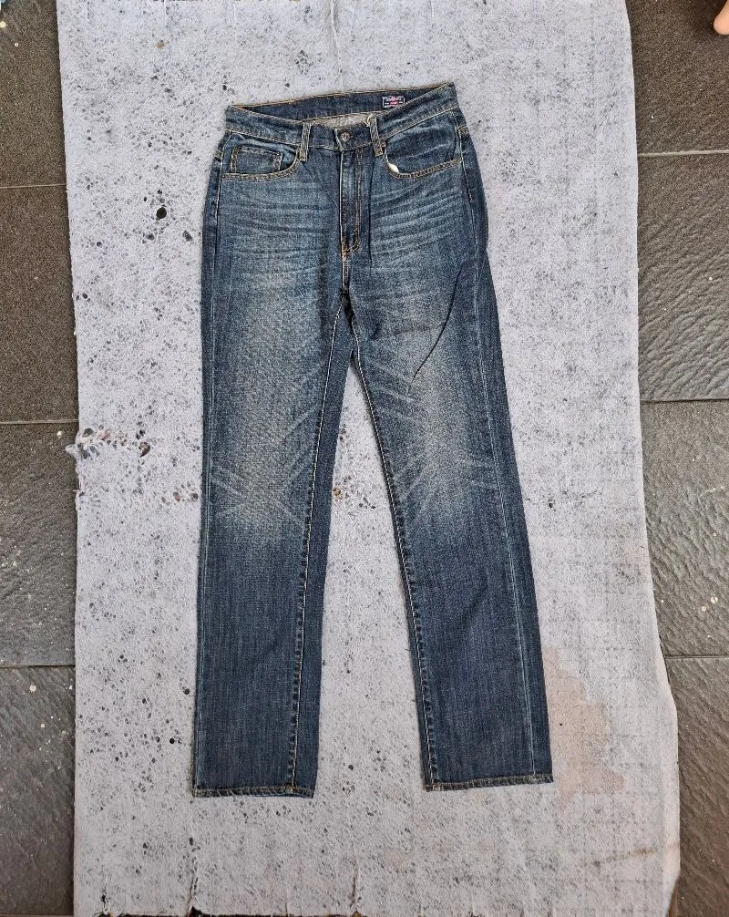 READY CELANA JEANS GL HEART BIG JOHN SEPERTI BARU, LP: 78cm, P - Main Image