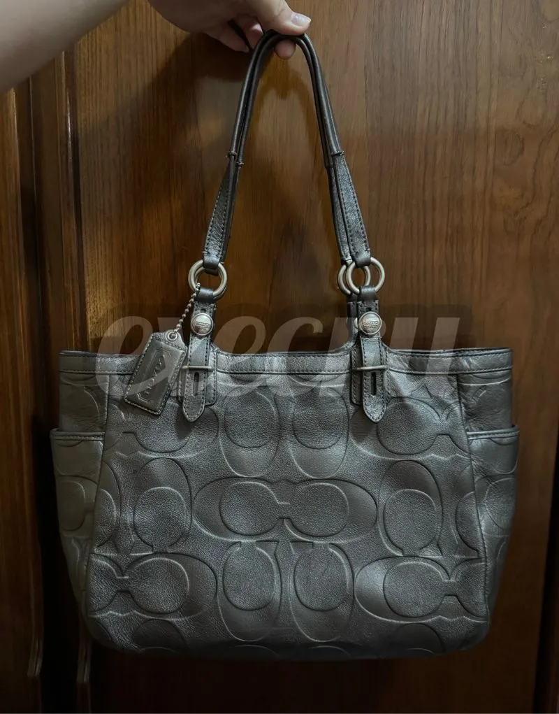 Coach Authentic Vintage Gunmetal Leather Tote Bag photo 1