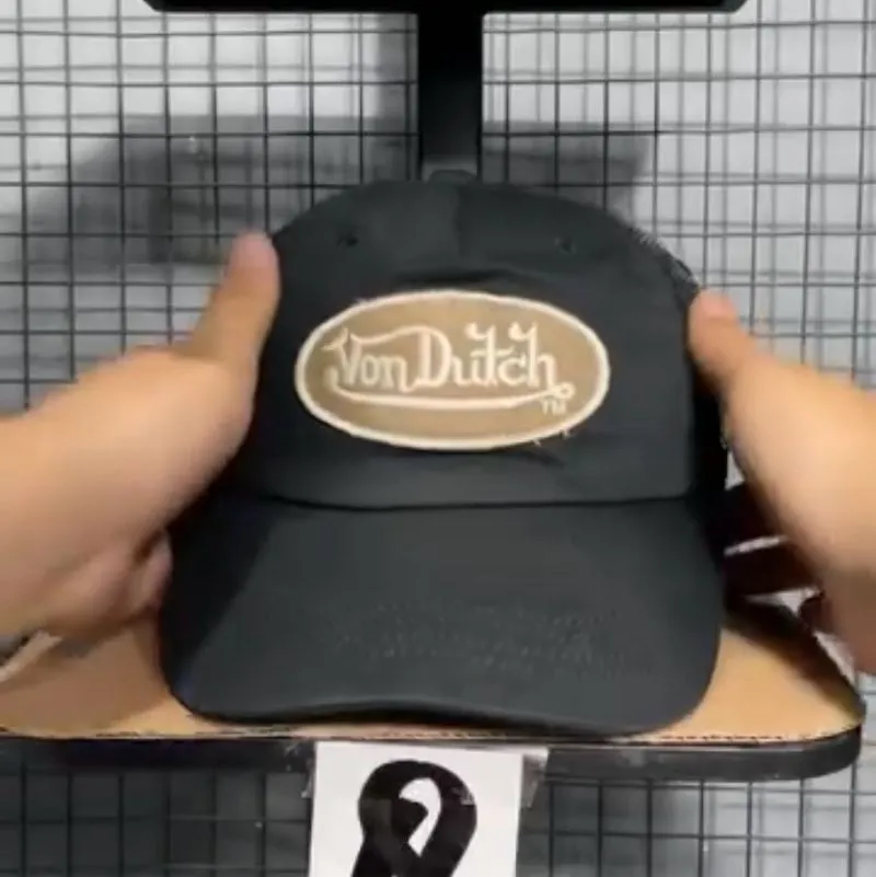 Topi Vondutch photo 1