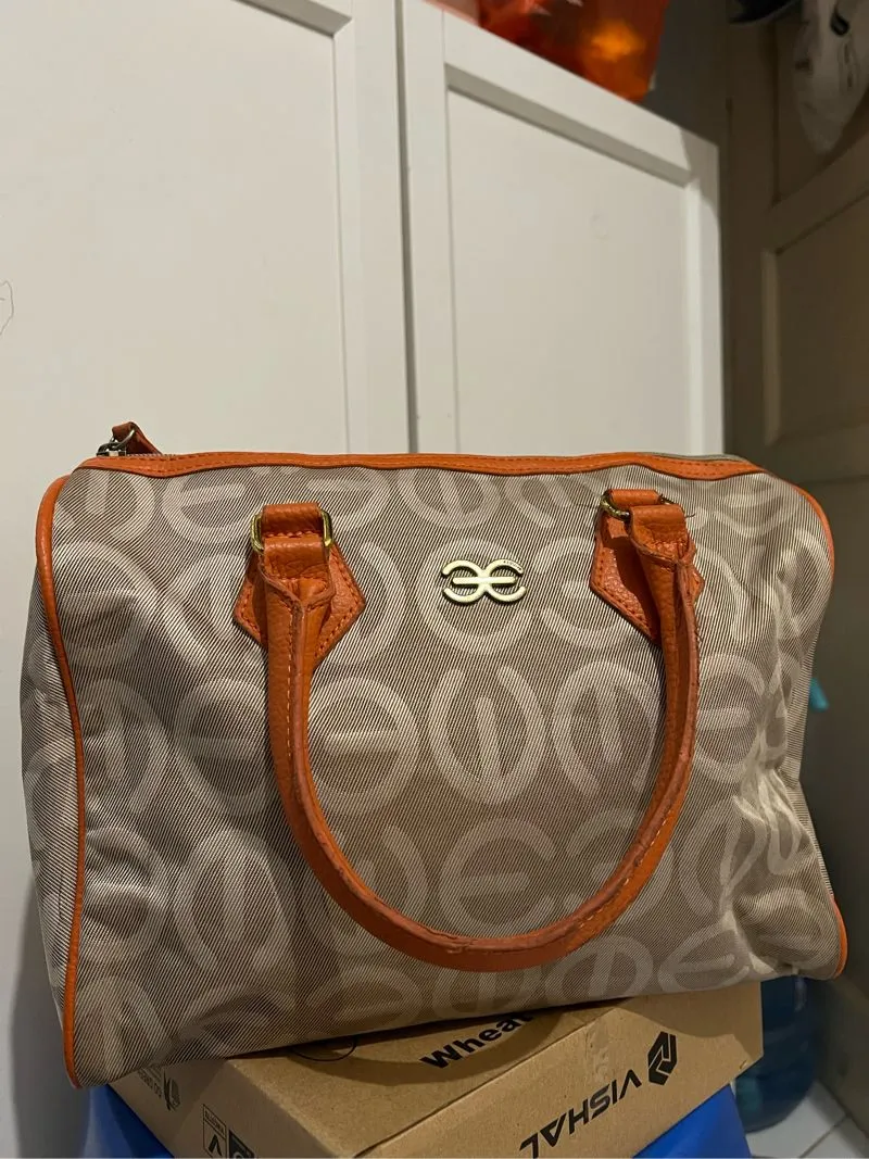 Esquire Speedy Handbag photo 1