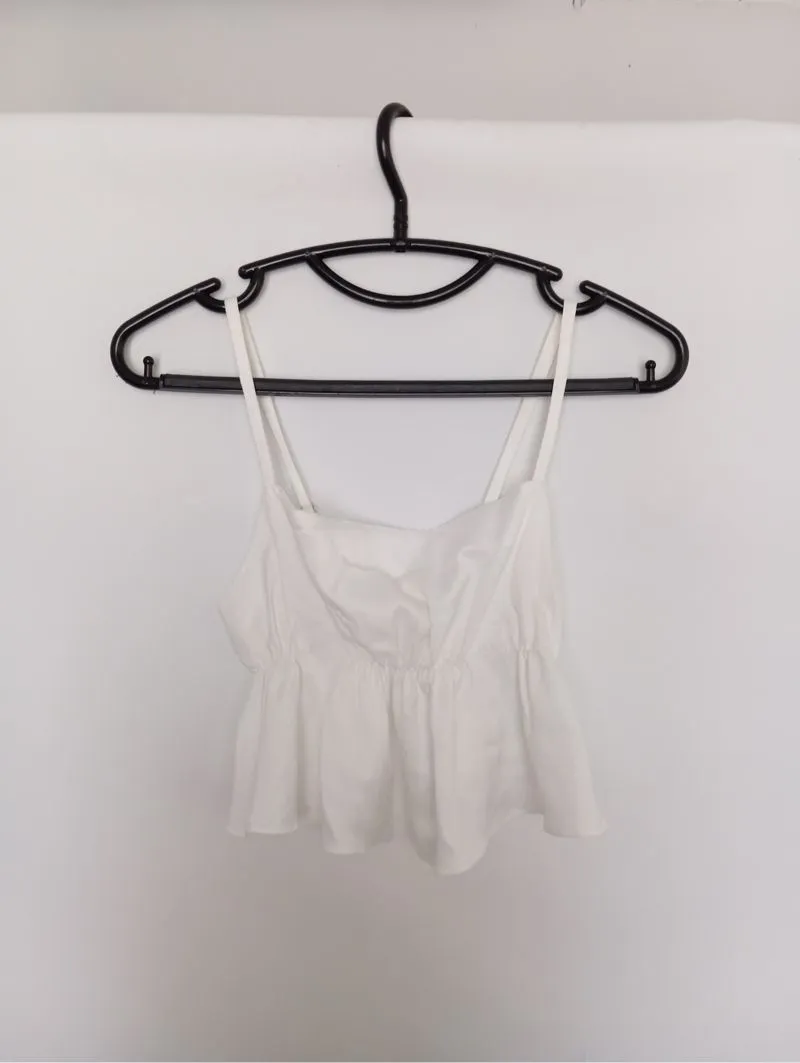 Casual Minimalist Cami top Wanita white photo 1