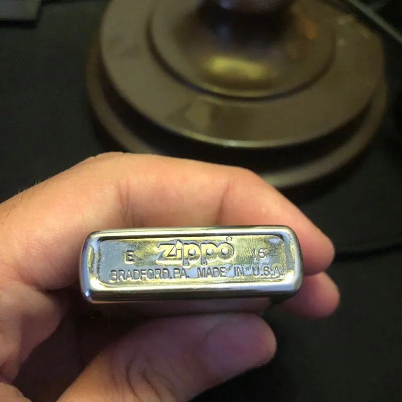 Zippo Lighter 250 REG H POL CHROME Made in USA photo 1