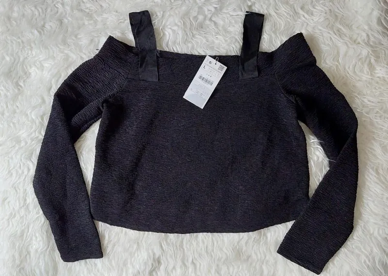 ZARA BLACK SABRINA TOP Baru ada photo 1