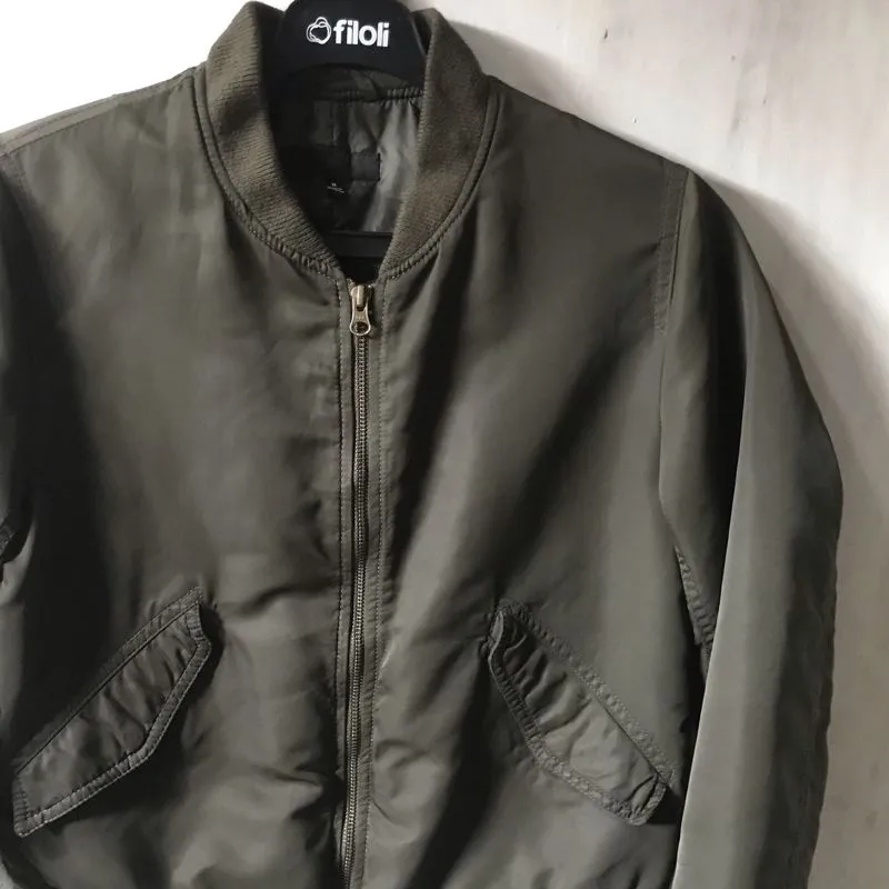Bomber Jacket Uniqlo  photo 1