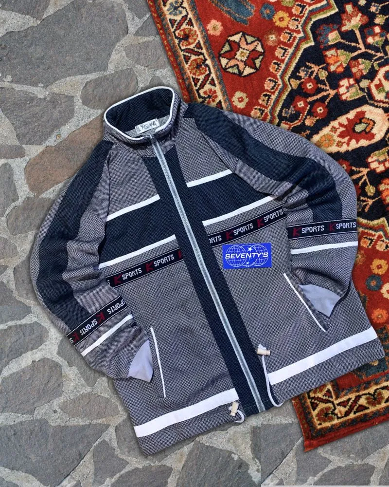 Windbreaker Japanase Brand photo 1