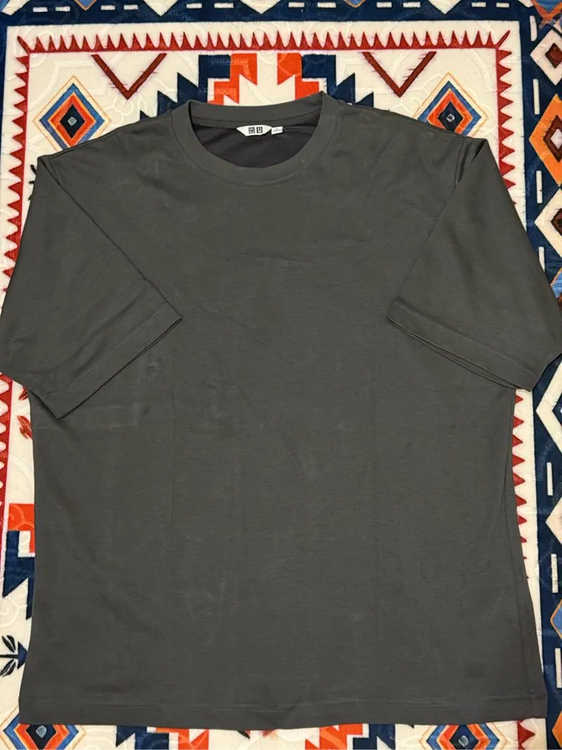 Uniqlo Oversized T-Shirt photo 1