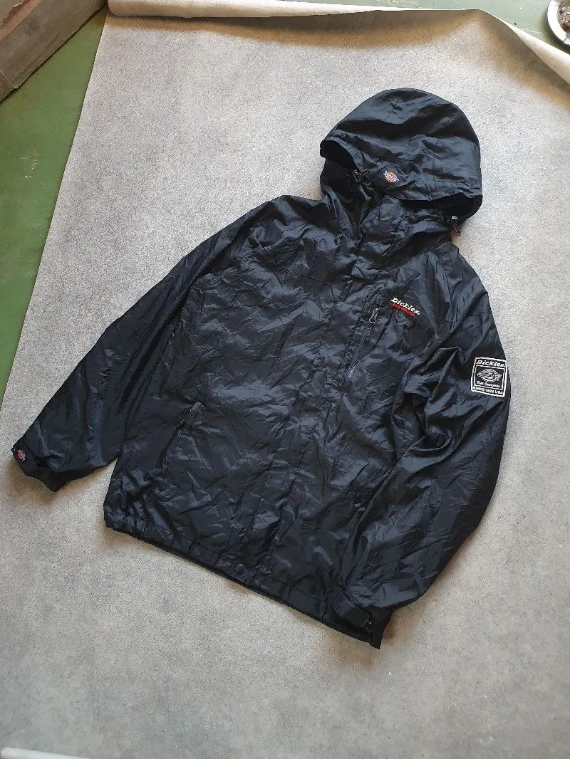 Dickies outdoor gorpcore photo 1