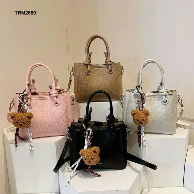 TAS SELEMPANG WANITA FREE BONEKA photo 1
