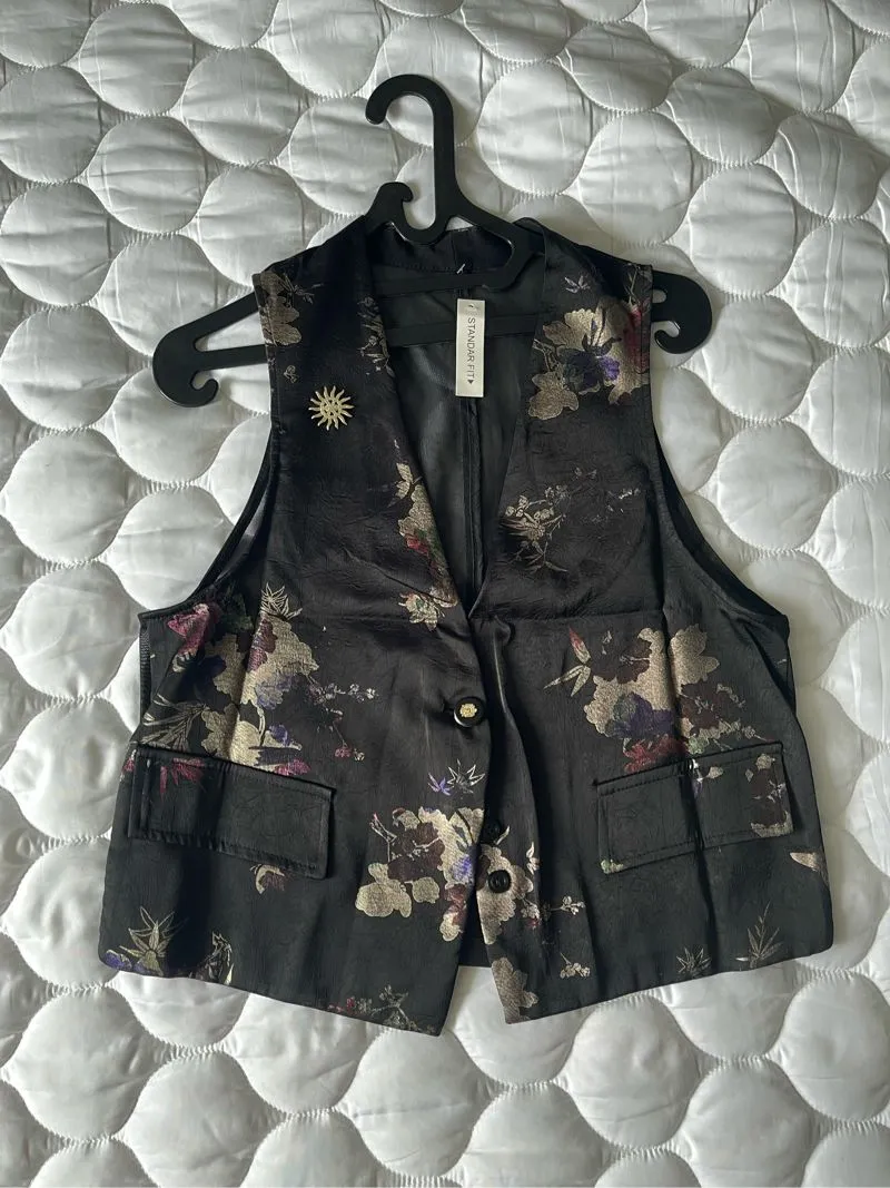 Floral  Vest Hitam photo 1