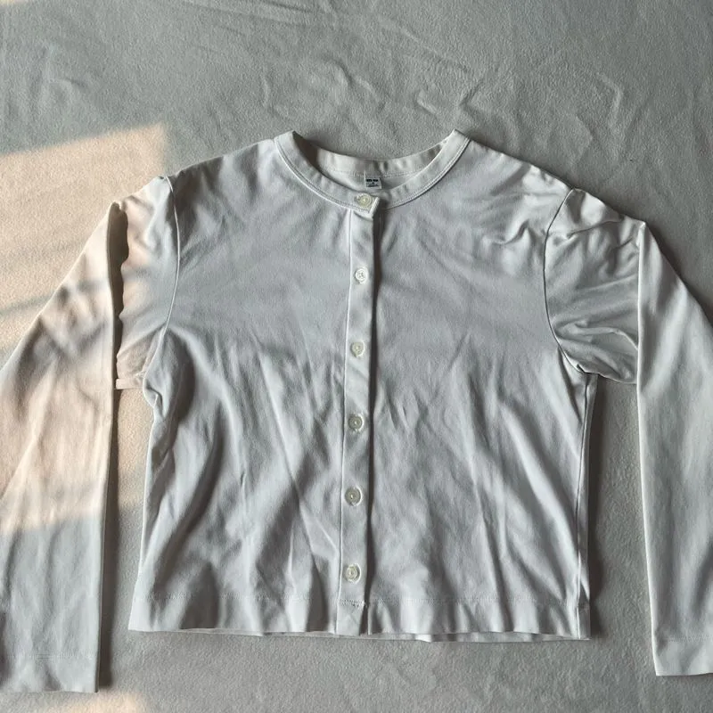 Uniqlo cardigan photo 1