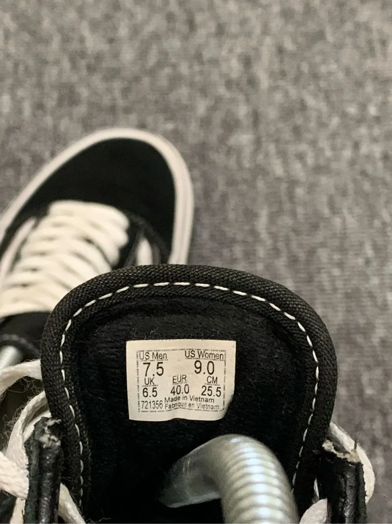 vans old skool classic black white Preloved