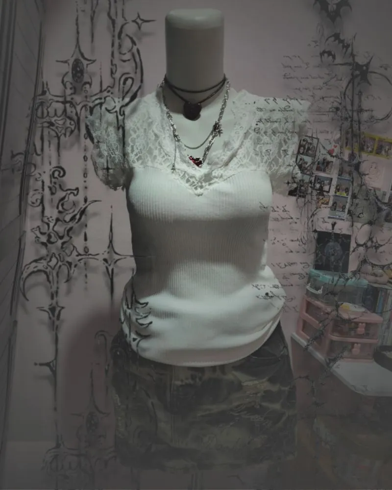 Y2k White lace tank top photo 1