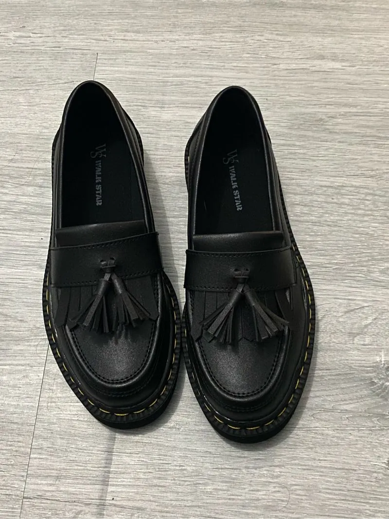 Loafers hitam  photo 1