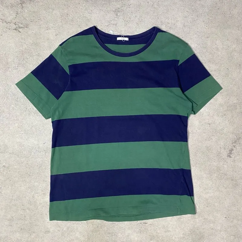 Uniqlo Tshirt Size L photo 1