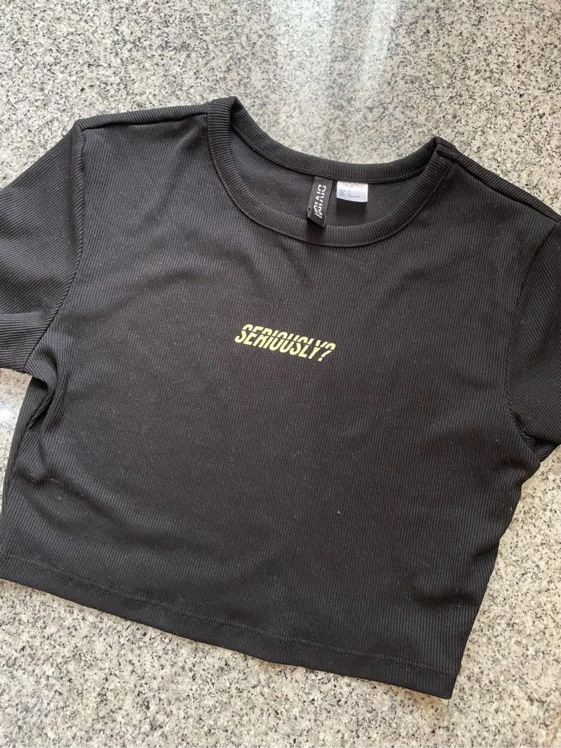 Crop top  photo 1