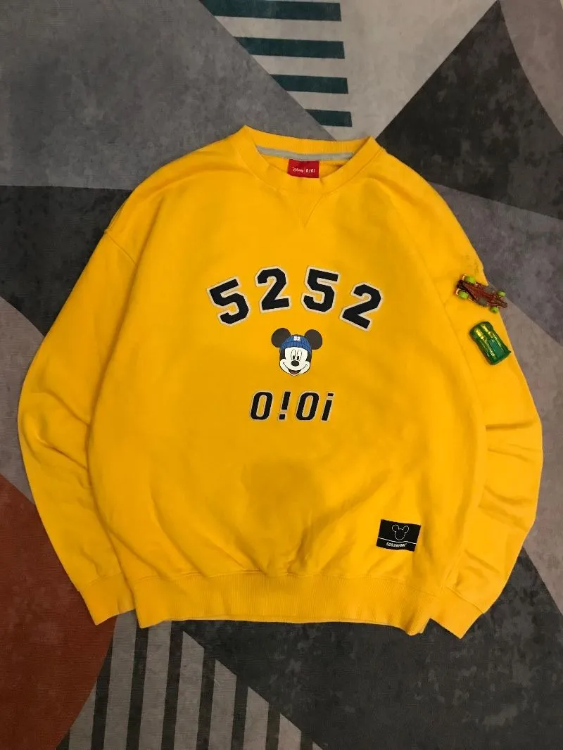 crewneck oioi x disney  photo 1