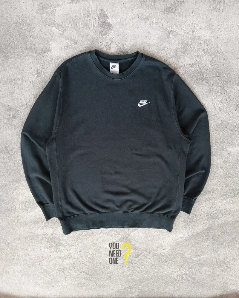 Nike Sweater photo 1
