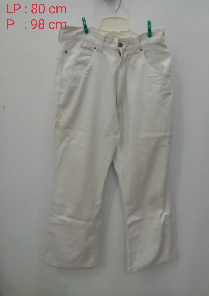Celana Skateboard Gombrang Preloved  photo 1