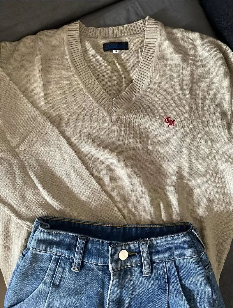 sweater photo 1