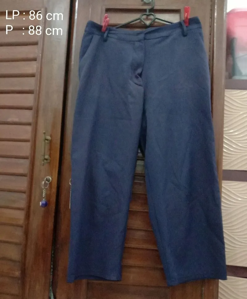 Celana Panjang Casual Merk Zalora  photo 1