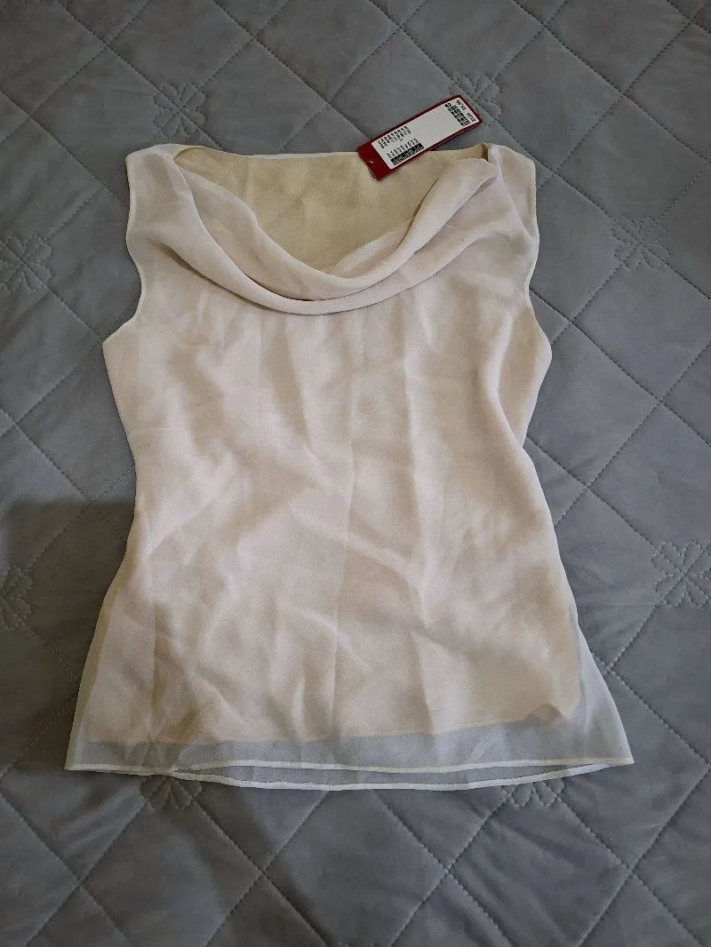 blouse photo 1