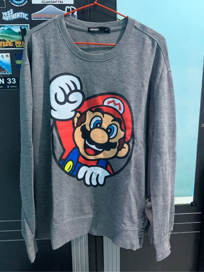 Crewneck Mario Bros Fashion Branded photo 1