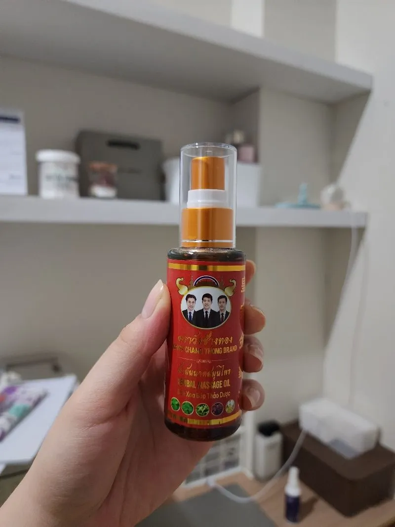 Herbal massage oil spray photo 1