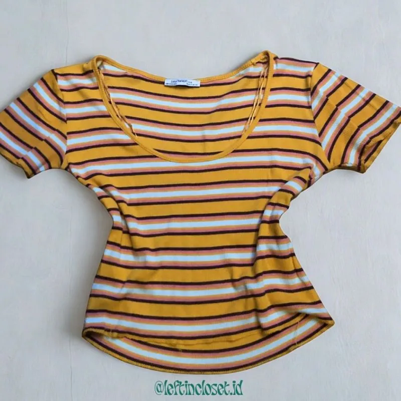 crop tee photo 1
