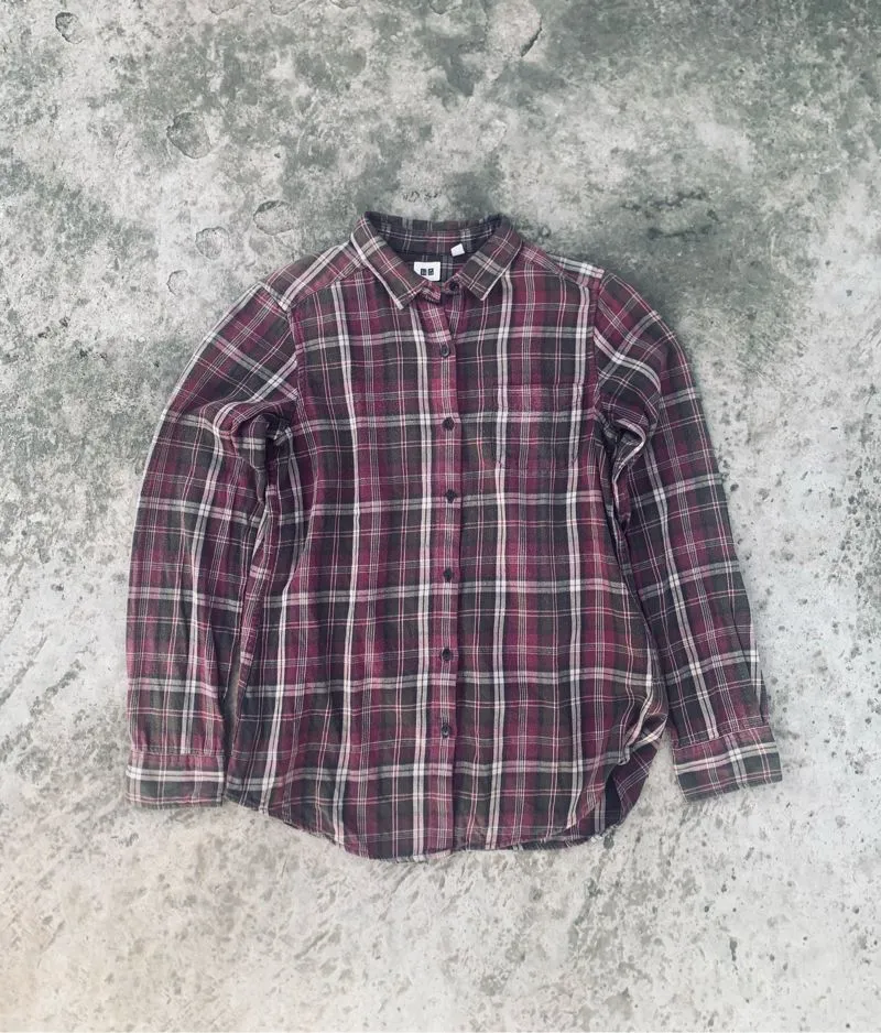 Kemeja Flanel Uniqlo Preloved Size M photo 1