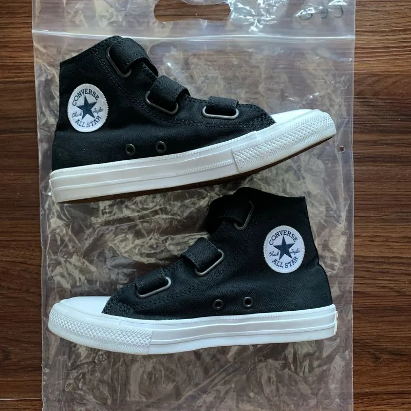 Sepatu Converse Chuck Taylor Black Original – Size EUR 34 –  photo 1