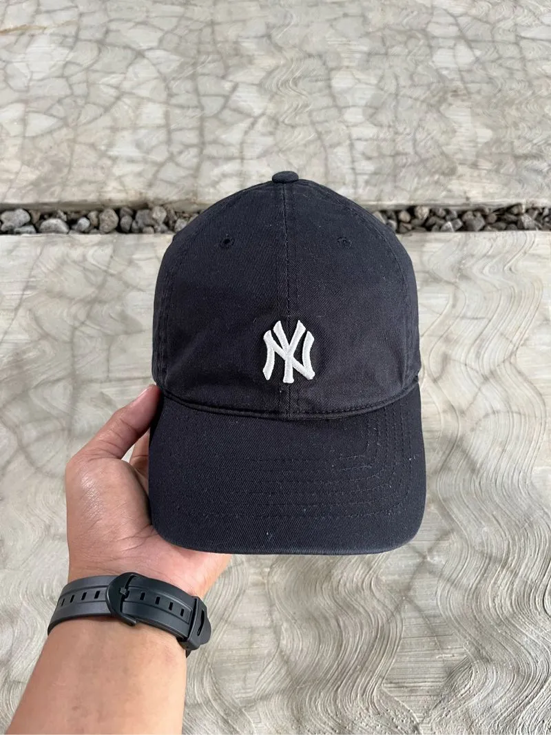 Mlb NY CAP photo 1