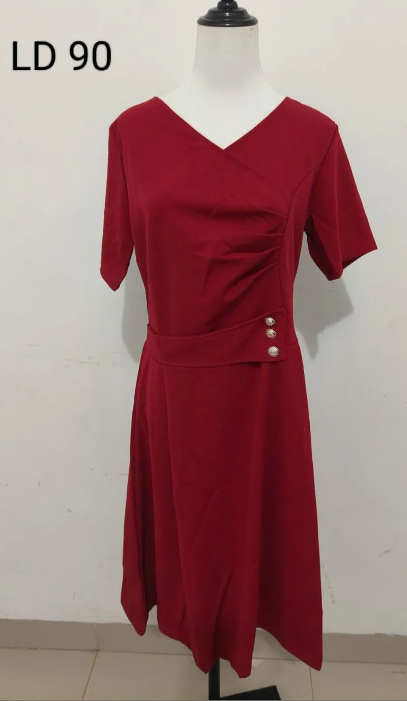 Dress merah. Red dress photo 1